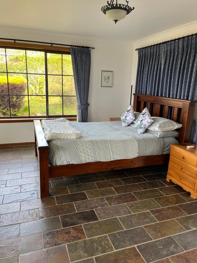 Bicheno Getaway For Two Apartment ภายนอก รูปภาพ